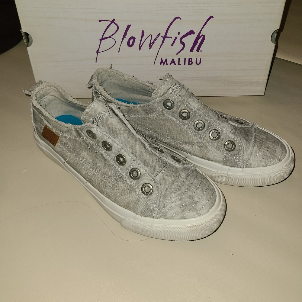 Blowfish Malibu Women's Gray Athletic Shoes